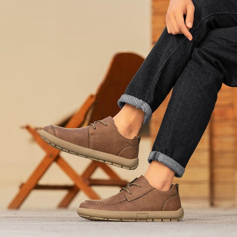 Sapatos de couro chiques