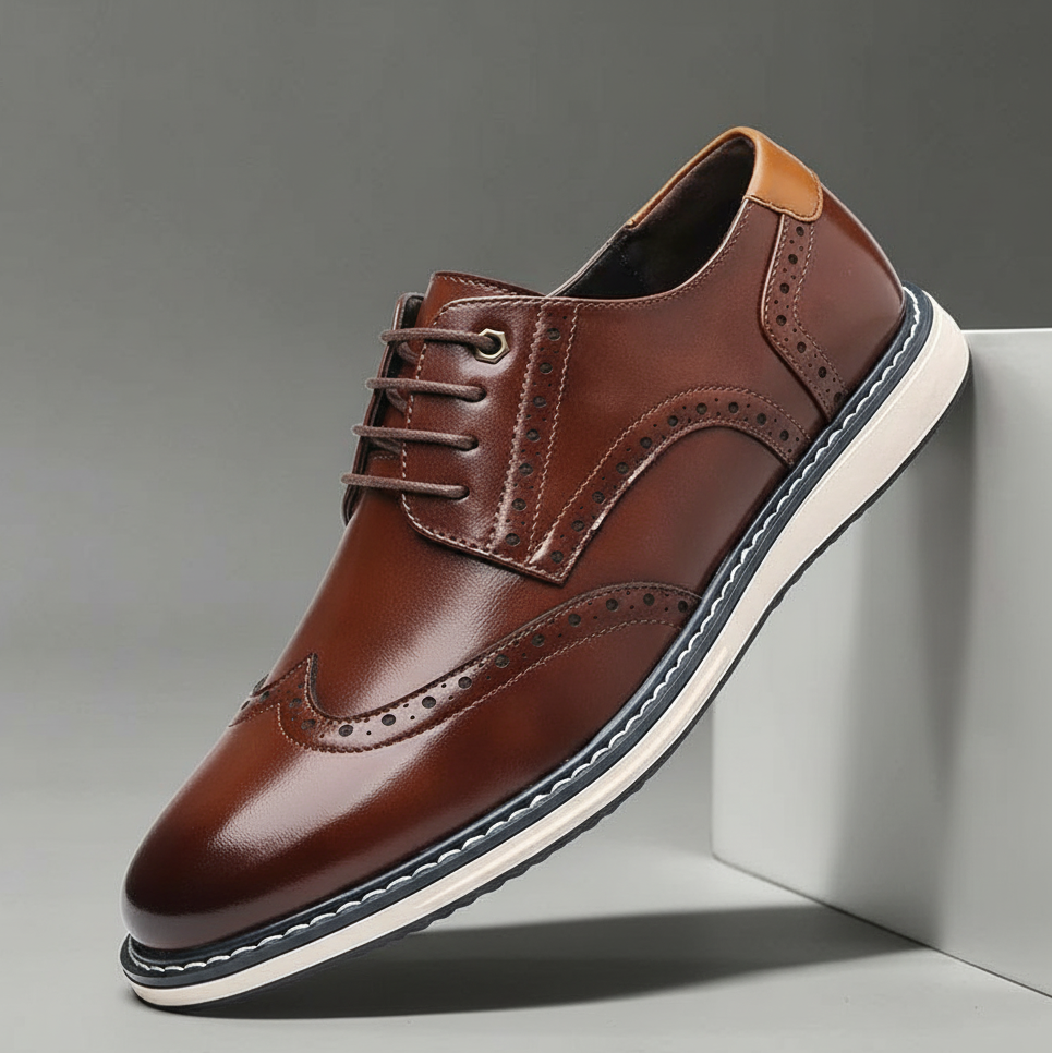 Sapatos Oxford elegantes em pele