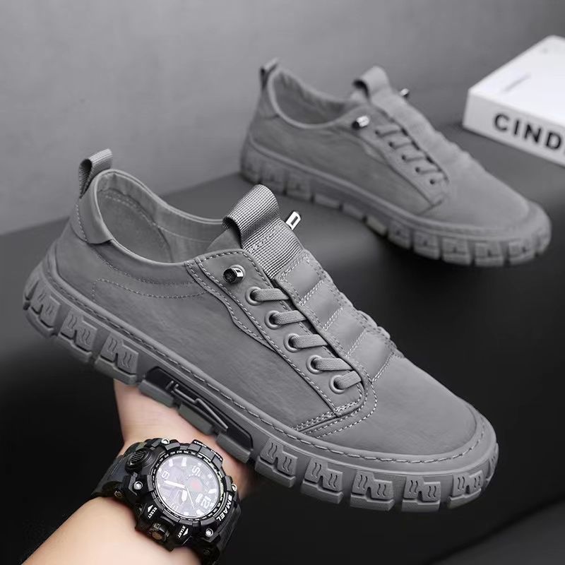 Sapatos de homem elegantes