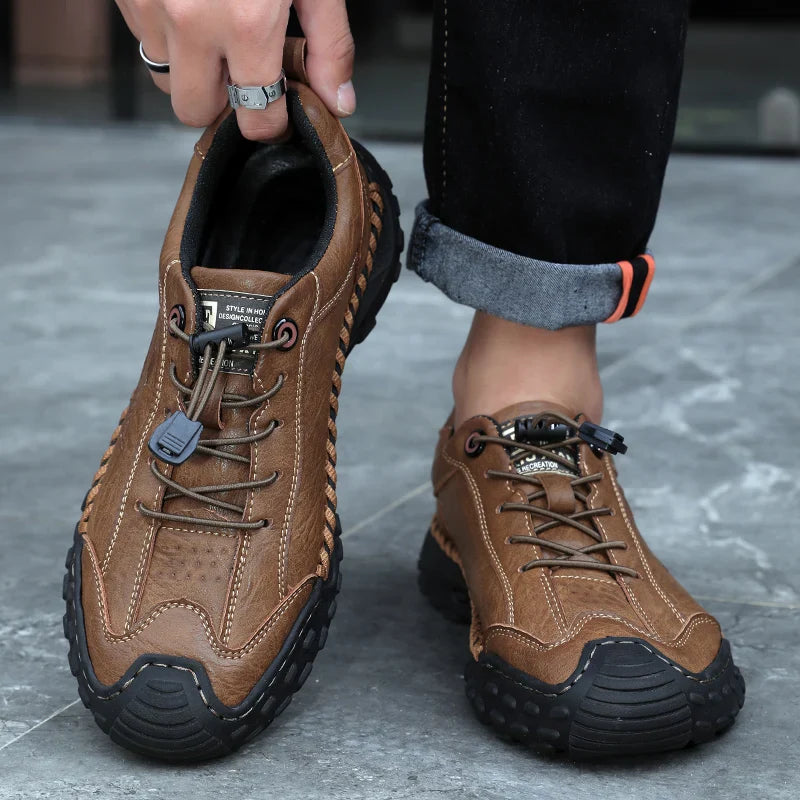 Sapatos de verão casuais em pele