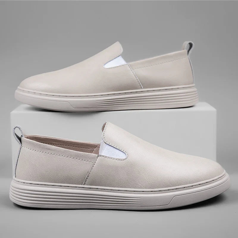 Sapatos Slip-On em pele