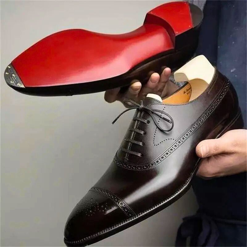 Sapatos Oxford elegantes