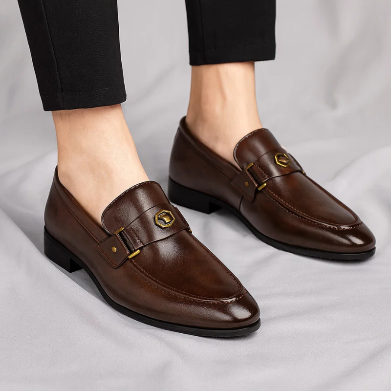 Mocassins clássicos em pele