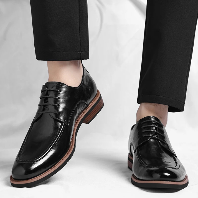 Sapatos sociais Oxford elegantes