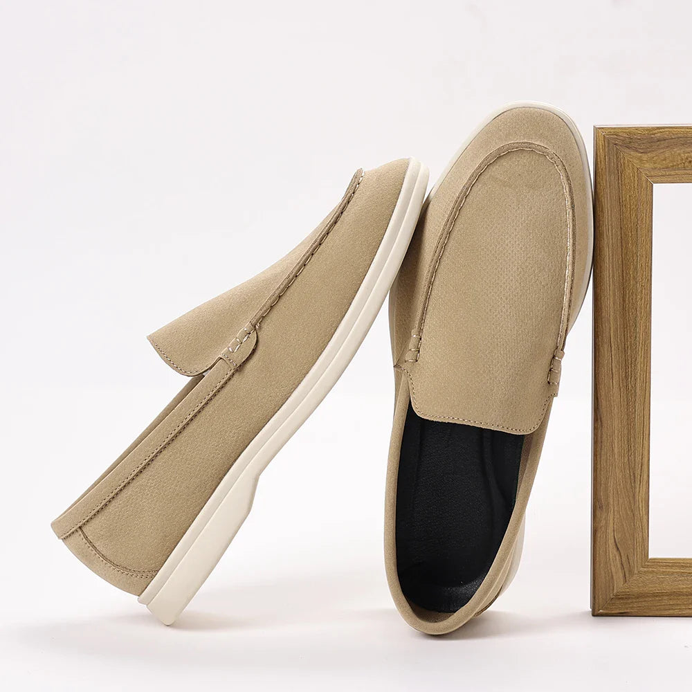 Mocassins casuais de camurça