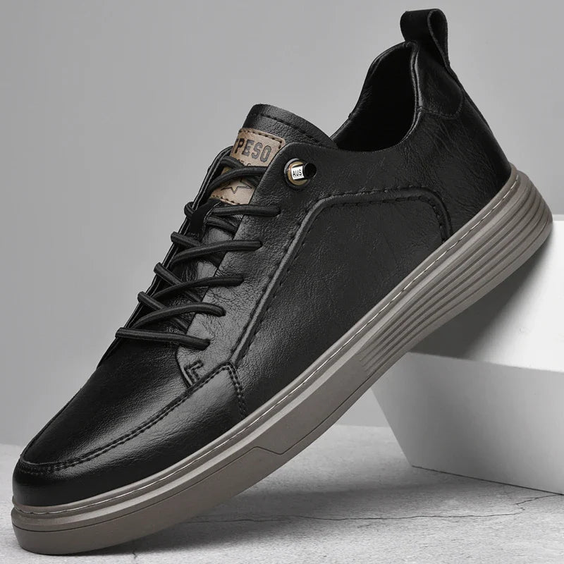 Sapatos elegantes de couro de alta qualidade