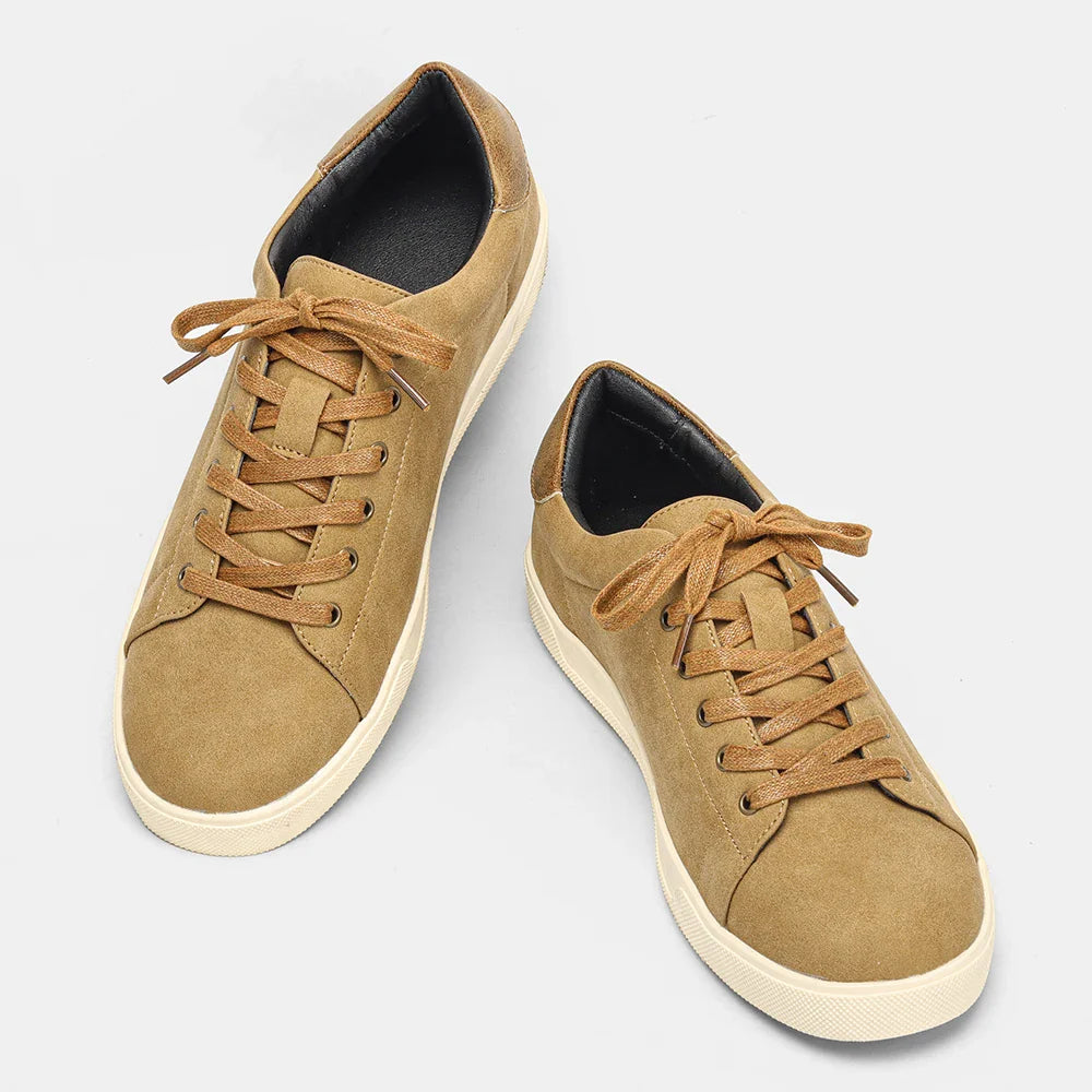 Sapatos de couro elegantes