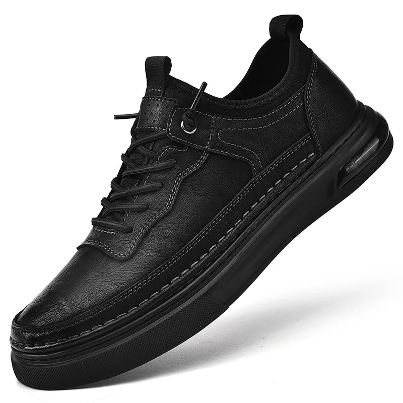 Sapatos de couro elegantes